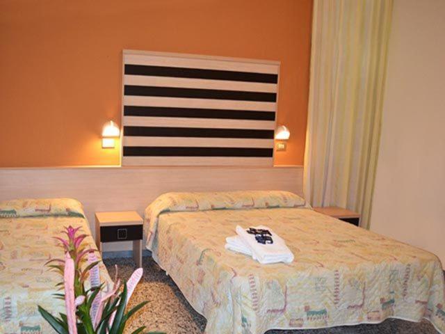 Hotel Abel & Residence Cesena Bagian luar foto